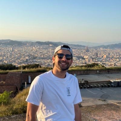 Areeb_Lutfi's profile picture. PGY1 @ClevelandClinic || Research Associate @WeillCornell Hidalgo Lab || Alumnus @akuglobal || Interested in Heme/Onc