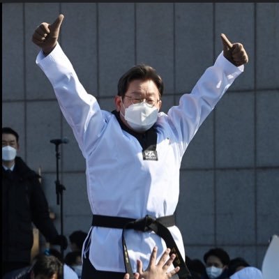 rilke314's profile picture. symphony orchestra of science and theology , Korea jedi 소화 유치원 졸업 😱