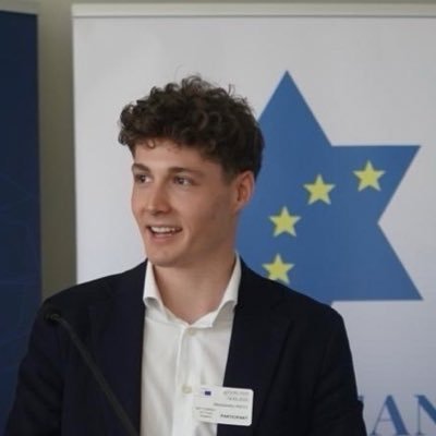 Co-owner of @studisraele and member of @avanguardiaita Economics and Management 🏛️