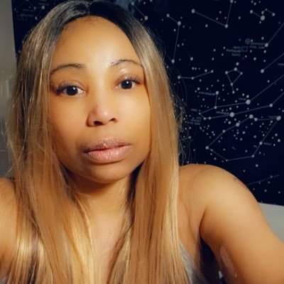 SingsTeerae's profile picture. 