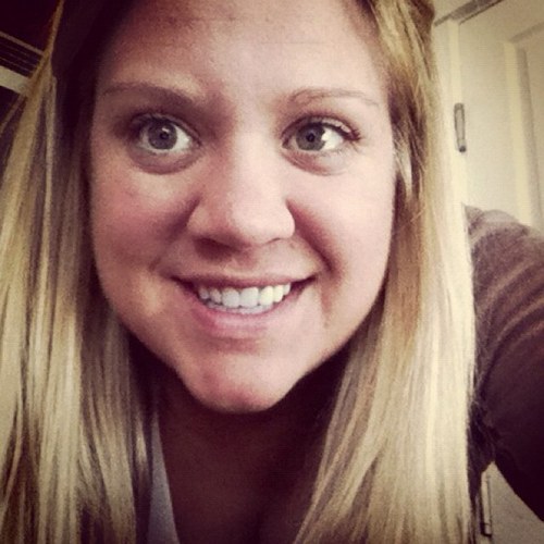 lilyandchad's profile picture. 