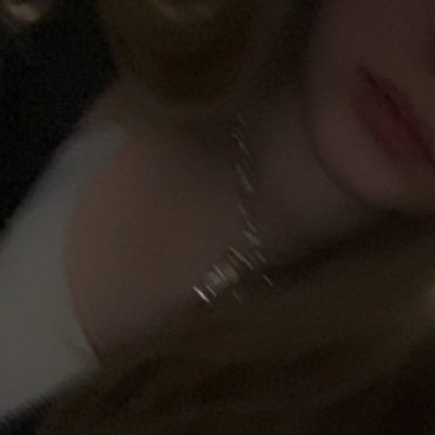 l_sarchives's profile picture. 18!