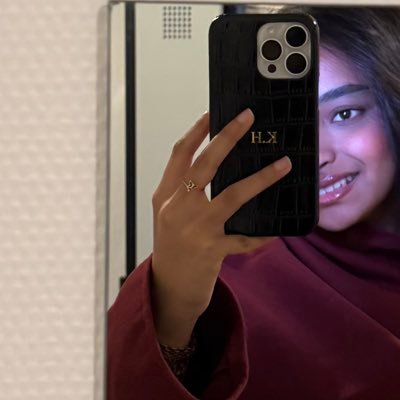 lkhuloodi's profile picture. ساقٌ تهرولُ، لكن تجهلُ المَسرى