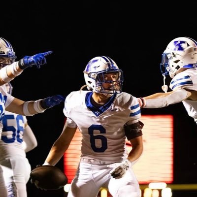Krum High School 26’ | Rb/Lb | 5’9 180 Lbs | 4.2 GPA | 315b 570s 265pc | 24’ 1st team all-district LB | (940) 395-1460