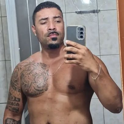 pensamentos, músicas, devaneios...nada muito sério porém depende