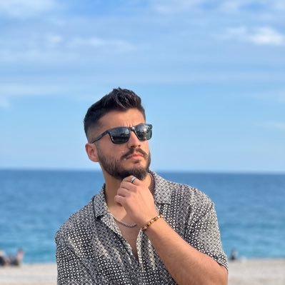 dogukaim's profile picture. 🍎 Dev | • #Now Co-founder