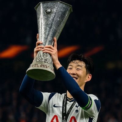That Depressed @keralablasters @rcbtweets and @spursofficial fan|Armchair warrior |
finding happiness in little things|