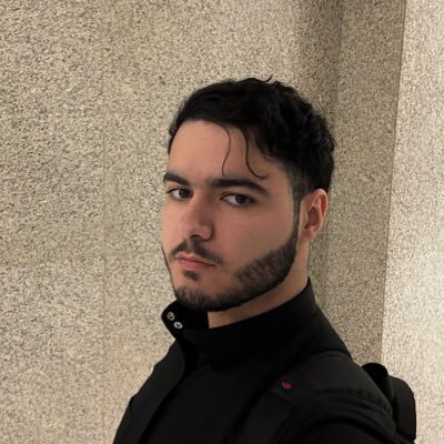 itsAlnasri's profile picture. أسوي اشياء كثيرة، طَموح و مُتفائل بشكل أظن انه مستفز @Studiosmas_ @masinprogress