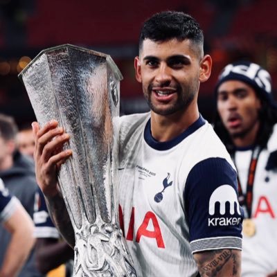 3bod2210's profile picture. لسنا صالحين بما يكفي لكننا نخاف الله .". #COYS.