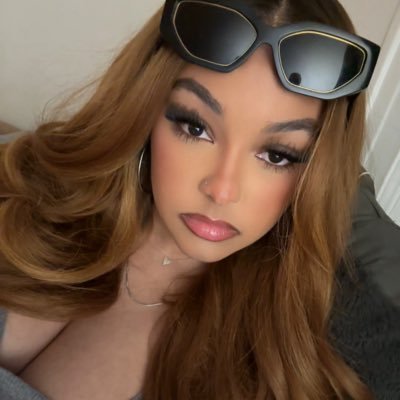 brooke_messaye's profile picture. 