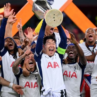 Sufferer of the mighty #Spurs #COYS #Yid #THFC 💙
I was alive to see Spurs in the Champions League final and saw them win the Europa League 🤯🤯🤯