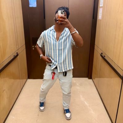 taposhchanda's profile picture. YNWA