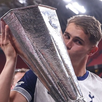 madzvdv's profile picture. sss