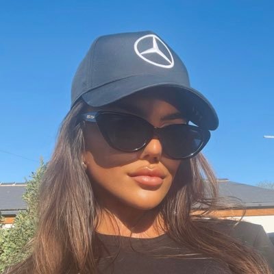 angeljsmithe's profile picture. 