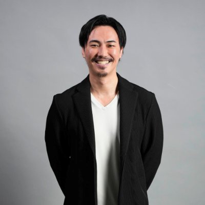 芸能経験ゼロからスタート!株式会社エンターファンズ代表取締役。 ライバー事務所を中心に総所属人数20,000人以上、6つの事務所を運営中。 日本一の芸能事務所をゼロから創る為に日々必死に奮闘しています。 https://t.co/2ufVf3fyKz