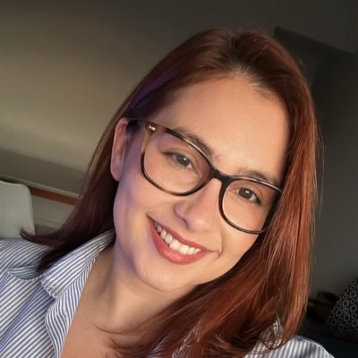 NÃO É UM PERFIL PROFISSIONAL me deixa reclamar da vida em paz