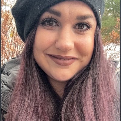 ElizabethP77335's profile picture. 