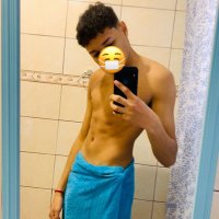 skinnyboyy_ (@ilivssr) 's Twitter Profile