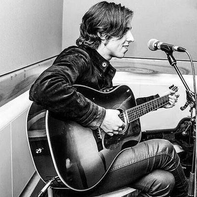 khanittcatb's profile picture. For Catfish and the bottlemen 🎸🫡🖤 WE ARE SO BACK ___ Thai 🇹🇭 | 30 | 👧