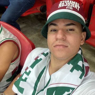 Jesus is king✝️/ apaixonado por ela e pelo Fluminense💍🇭🇺