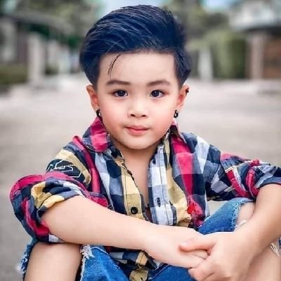 KyawThan283381's profile picture. 