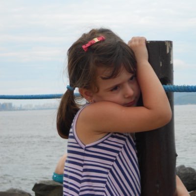 mariaolvv19's profile picture. all she wanted was the ocean