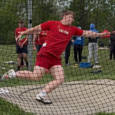 5’11” / 235lbs / Thrower / Discus 130’9”/ Bench: 265, Squat: 385 / GMHS co 27 / Interior OL / 4.325 GPA / email: akennedy0616@gmail.com