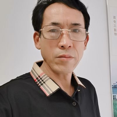 ceng_xue10706's profile picture.