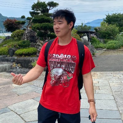laerdonkim's profile picture. 19, cs @cornell. from chicago