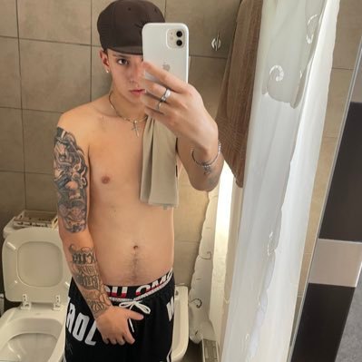 GonzaLeiva18's profile picture. villa rosario🇦🇪