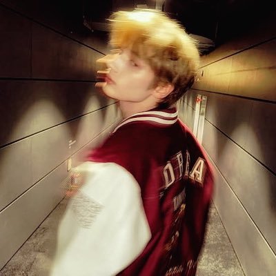 kanggyuruu's profile picture. One! Dream! ✨️🍓 투모로바이투게더 🍓 Bamreunist! ☝🏻 , akun baca au homo txt :p 🐰🦊🐻🐱🐧⬆️🐻⬇️⬇️