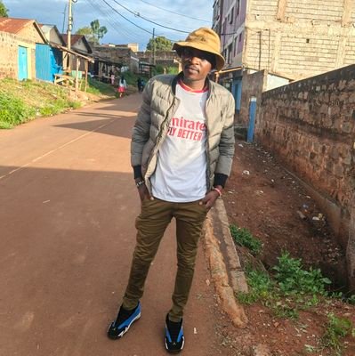 A Kenyan🇰🇪 Arsenal fan en barcaaaa fam✌️ better together 💯