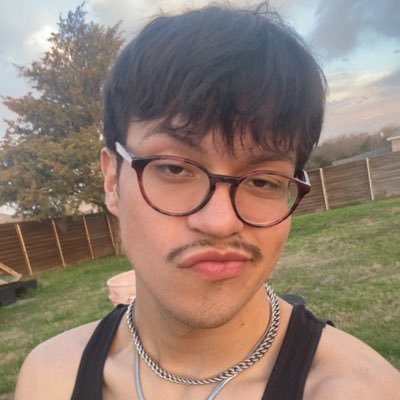 | 6’3 bi vers top native latino himbo | 18+ only | #freePalestine 🇵🇸 | DM for collabs