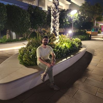 alab_m9's profile picture. Pediatrician 👨‍⚕️👨‍⚕️

Just smile

Madridista 🤍🤍