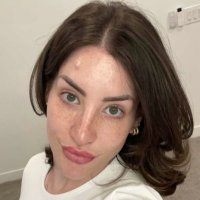 Clara (@clara1524541) 's Twitter Profile