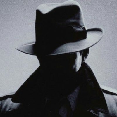 Mo7M8812's profile picture. وَاصْبِرْ عَلَى مَا أَصَابَكَ| رُبَّمَا أَكُونُ كَاتِبًا وَيُقَالُ أَيْضًا بِأَنِّي شَاعِرٌ