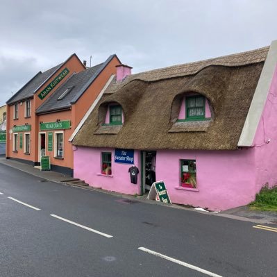 BrochardDom's profile picture. Supporte le RCT Toulon (parce que Toulon ...)🏉🔴⚫️, le SCO d’Angers⚽️⚫️ et Cholet Basket ⛹️‍♂️ Anti LFI et RN