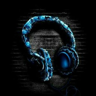 yb12333's profile picture. 