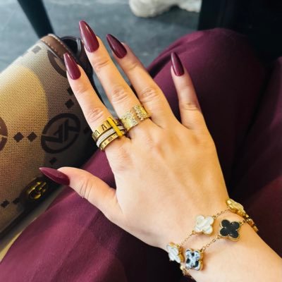 itsAlixhu's profile picture. thank you, next🪄