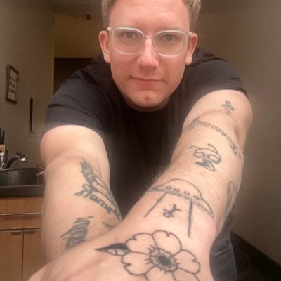 Content creator, and hub for all things human toilet.