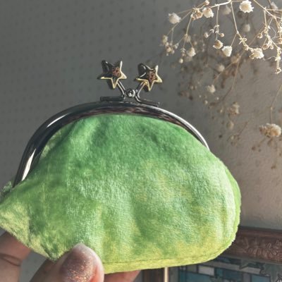 mukudorigoya_9's profile picture. 椋鳥小屋(むくどりごや)です！旧アカウント@mukmuQ からこちらにお引越ししました！アストロダイサー作ってます！10月25日のFCMに出展します！F-01にてお待ちしてます！