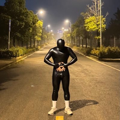 坐标:武汉/Dom/1S/可做🐮/乳胶/皮革/👔/运动高弹/带照聊天/➕V有🚪互关除外/不10/qq 1683174378(记得备注X名字)