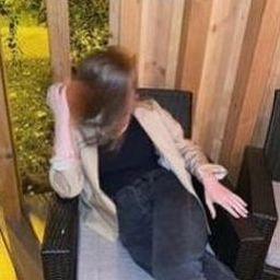 Oukiehe05021's profile picture. 