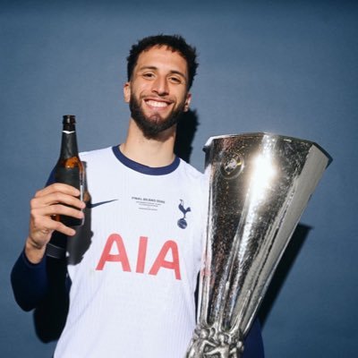 Savv0M's profile picture. 