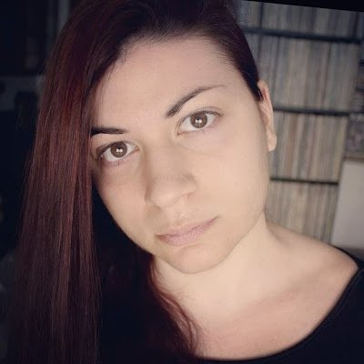 Estudiante de la @UOCuniversity del Grado en diseño y creación digitales. Integrante del grupo Raíz Creativa. #RECOMUOC_2425_2S #raízcreativa_07