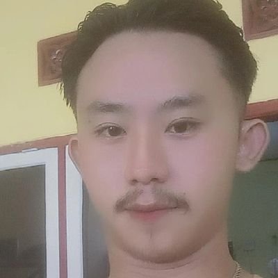 klo mau ngechat utamakan perkenalan dulu yg lengkap serta kirimkan bukti poto/data diri supaya tidak ada yg dirugikan.