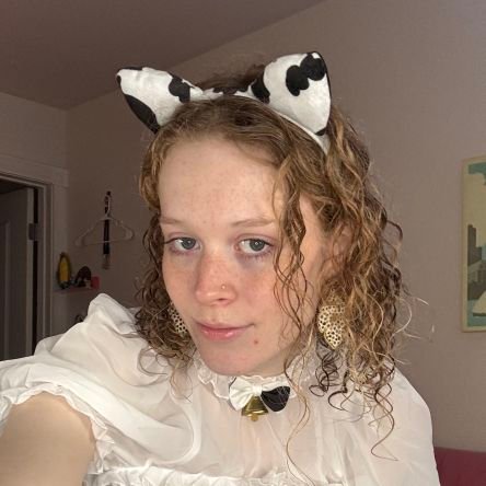 Trans🔞 - she/her (large breast) - 24yo - Dom Top & Sub Bottom 💕 🦅 Snapchat@ts_cutie