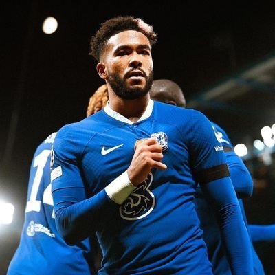 LIVE AND LET LIVE | GEMINI ♊ | AFENMAI BLOOD | @Chelseafc | Roman Catholic | @official2baba & @johnnydrille STAN #KTBFFH💙💙💙 LAUREN JAMES, cuppy & Kim O Hubby