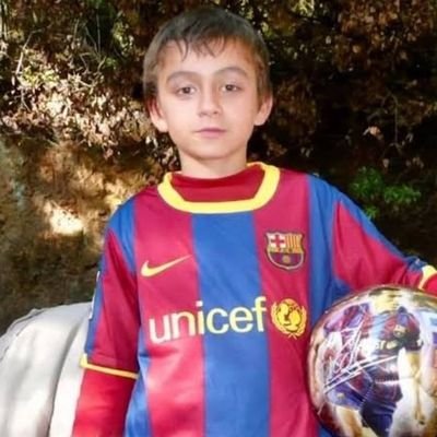 Football Fanatic. Mes que un Club 'Barcá💟. Game.💟Anime. 💟Boondocks. Don't want trouble.😪Sleep is the best thing ever, Gambling too.