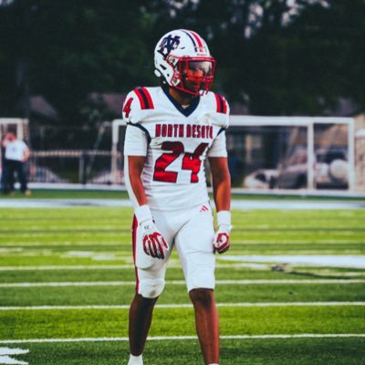 5’8 150 Slot Wr at North DeSoto High school GPA 3.5 Contact 318-525-6675/khymikel@icloud.com Class of 2027
